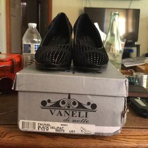 Vaneli do Norte black evening high heel shoes